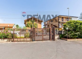 Casa all\'aperto - Trilocale Via Del Pino
 
15, Misterbianco - foto 4