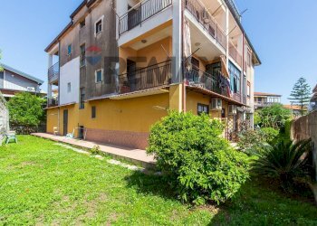 Edificio all\'aperto - Trilocale Via Del Pino
 
15, Misterbianco - foto 25