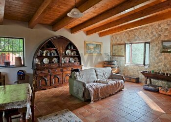 Soggiorno - Casa indipendente Salerno - foto 86