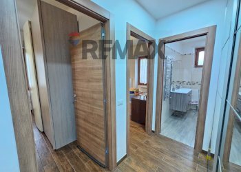 Hall / corridoio - Trilocale Via Robertelli
 
29, Salerno - foto 17