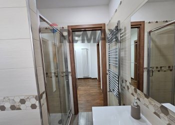 Bagno - Trilocale Via Robertelli
 
29, Salerno - foto 19