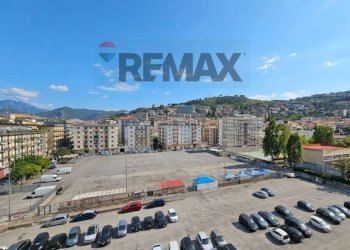 Edificio all\'aperto - Trilocale Via Robertelli
 
29, Salerno - foto 28