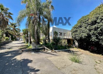 Casa all\'aperto - Commercial Premises Via XXI Aprile
 
147, Acireale - photo 2