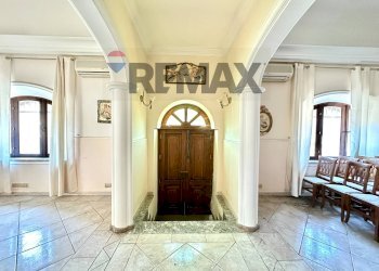 Hall / corridoio - Commercial Premises Via XXI Aprile
 
147, Acireale - photo 9