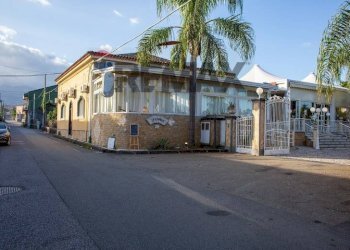 Casa all\'aperto - Commercial Premises Via XXI Aprile
 
147, Acireale - photo 35