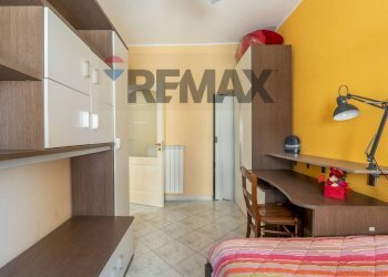 Camera / camera da letto - Three-room apartment Via Cave Villara'
 
33, Catania - photo 6