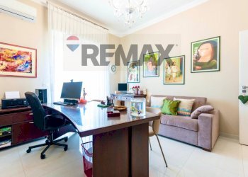 Ufficio - Four-room apartment Via Orchidea
 
4, Catania - photo 12