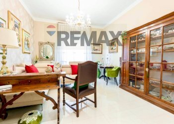 Soggiorno - Four-room apartment Via Orchidea
 
4, Catania - photo 14