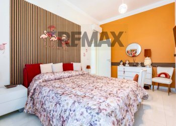 Camera / camera da letto - Four-room apartment Via Orchidea
 
4, Catania - photo 18