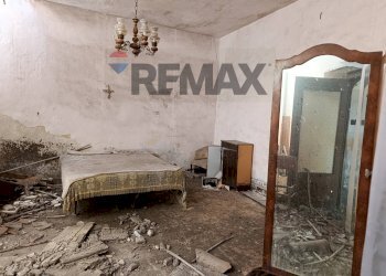 Camera / camera da letto - Casa indipendente via XX Settembre
 
96, Misterbianco - foto 8