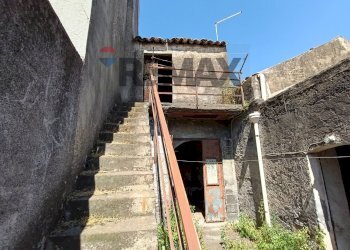 Scale - Casa indipendente via XX Settembre
 
96, Misterbianco - foto 28