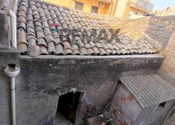 Edificio all\'aperto - Casa indipendente via XX Settembre
 
96, Misterbianco - foto 31