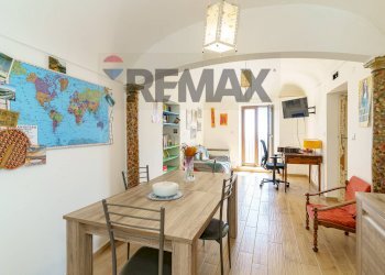 Sala da pranzo - Quadrilocale Via Priore Russo
 
10, Troina - foto 2