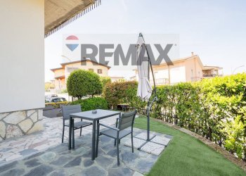 Terrazza - Trilocale Via Pratomaggiore
140, Desenzano del Garda - foto 4