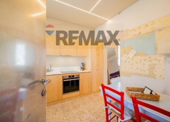 Cucina - Trilocale Via Pratomaggiore
140, Desenzano del Garda - foto 11