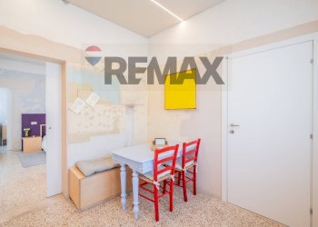 Sala da pranzo - Trilocale Via Pratomaggiore
140, Desenzano del Garda - foto 16