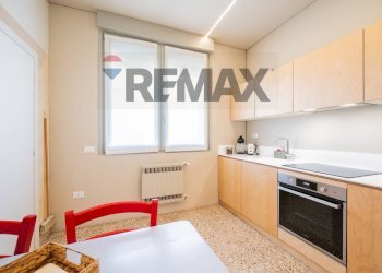 Cucina - Trilocale Via Pratomaggiore
140, Desenzano del Garda - foto 17