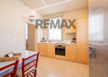 Cucina - Trilocale Via Pratomaggiore
140, Desenzano del Garda - foto 30