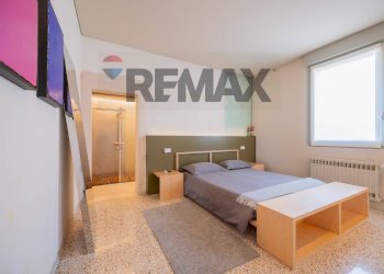 Camera / camera da letto - Trilocale Via Pratomaggiore
140, Desenzano del Garda - foto 39