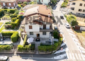Edificio all\'aperto - Trilocale Via Pratomaggiore
140, Desenzano del Garda - foto 60