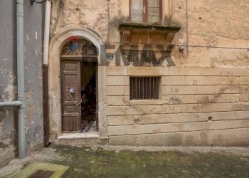Edificio all\'aperto - Casa semi indipendente Via Marino
 
13/17, Melilli - foto 17