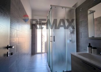 Bagno - Trilocale viale santa panagia
 
136 G/3, Siracusa - foto 19