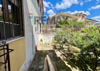 Casa all\'aperto - Four-room apartment Via Campo Sportivo
 
10, San Felice a Cancello - photo 32