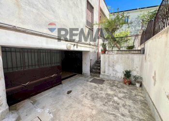 Terrazza - Four-room apartment Via Campo Sportivo
 
10, San Felice a Cancello - photo 48