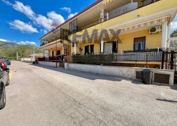 Edificio all\'aperto - Four-room apartment Via Campo Sportivo
 
10, San Felice a Cancello - photo 51
