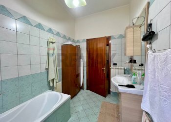 Bagno - Four-room apartment Via Campo Sportivo
 
10, San Felice a Cancello - photo 19