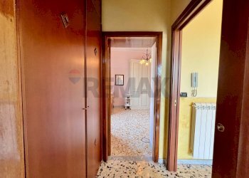 Hall / corridoio - Four-room apartment Via Campo Sportivo
 
10, San Felice a Cancello - photo 25
