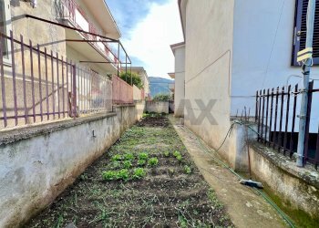 Giardino - Four-room apartment Via Campo Sportivo
 
10, San Felice a Cancello - photo 37