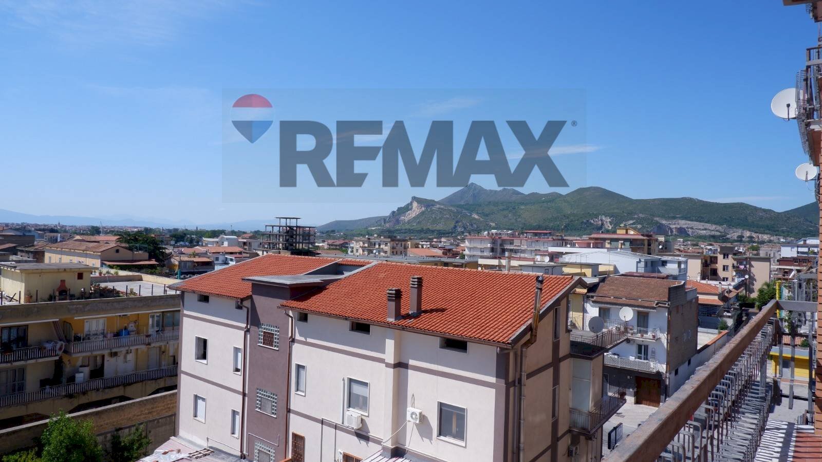 Edificio all\'aperto - Apartment VIA    NAZIONALE APPIA
 
151, Casagiove - photo 1