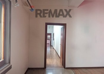 Hall / corridoio - Apartment VIA    NAZIONALE APPIA
 
151, Casagiove - photo 13