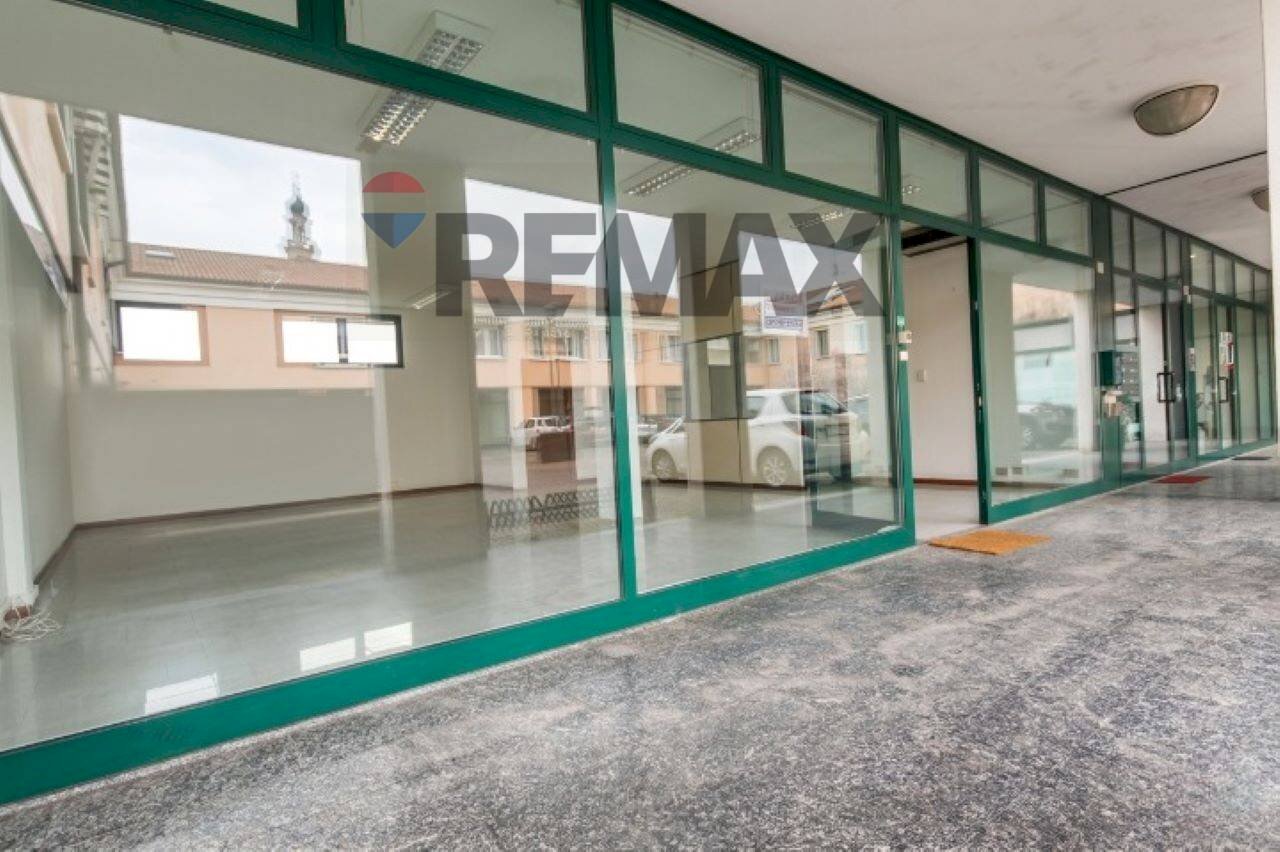 Esterno - Negozio Piazzetta Aldo Moro
 
15, Mestrino - foto 1