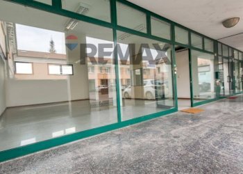 Esterno - Negozio Piazzetta Aldo Moro
 
15, Mestrino - foto 1