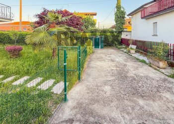 Giardino - Apartment via menotti
 
4, Dalmine - photo 13