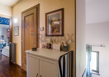 Hall / corridoio - Semi-detached house san martino
 
22, Villarbasse - photo 24