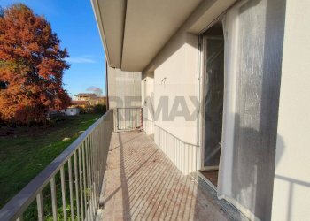 Balcone - Three-room apartment via delle grazie
 
33, Albuzzano - photo 14