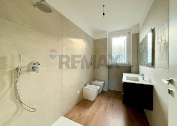 Bagno - Three-room apartment via delle grazie
 
33, Albuzzano - photo 27