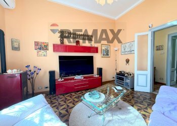 Soggiorno - Semi-detached house via Brichetti
 
22, Pavia - photo 6