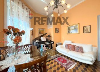 Sala da pranzo - Semi-detached house via Brichetti
 
22, Pavia - photo 17