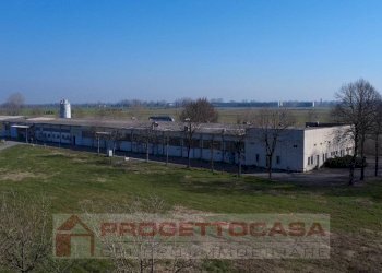Foto 4 - Capannone Via Cadimarco
 
16, Fiesse - foto 4