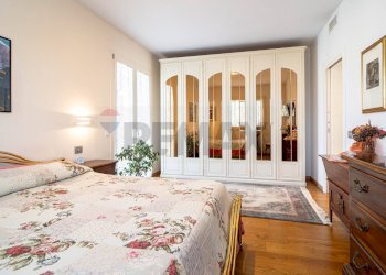 Camera / camera da letto - Villa Alessandro Laurinsich
 
17, Parma - photo 23