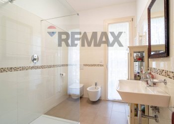 Bagno - Villa Alessandro Laurinsich
 
17, Parma - photo 34