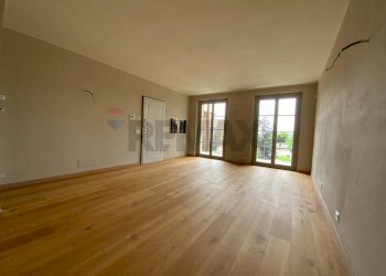 Sala ingresso - Four-room apartment Via Sant'Isidoro
 
1, Bogogno - photo 7