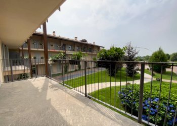 Balcone - Four-room apartment Via Sant'Isidoro
 
1, Bogogno - photo 9
