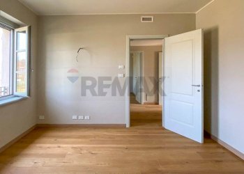 Camera - Four-room apartment Via Sant'Isidoro
 
1, Bogogno - photo 10