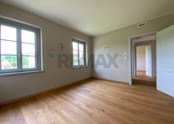 Camera - Four-room apartment Via Sant'Isidoro
 
1, Bogogno - photo 11