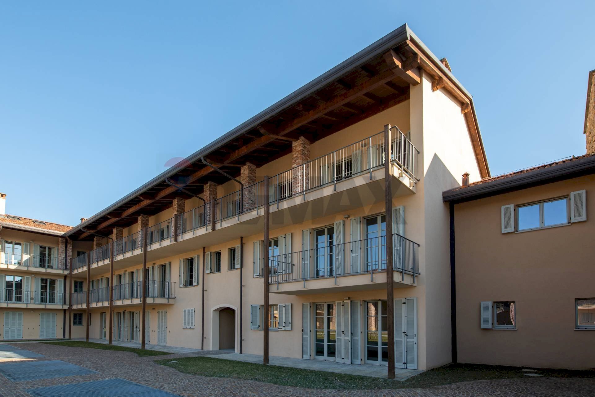 Facciata - Bilocale Via Sant'Isidoro
 
1, Bogogno - foto 3